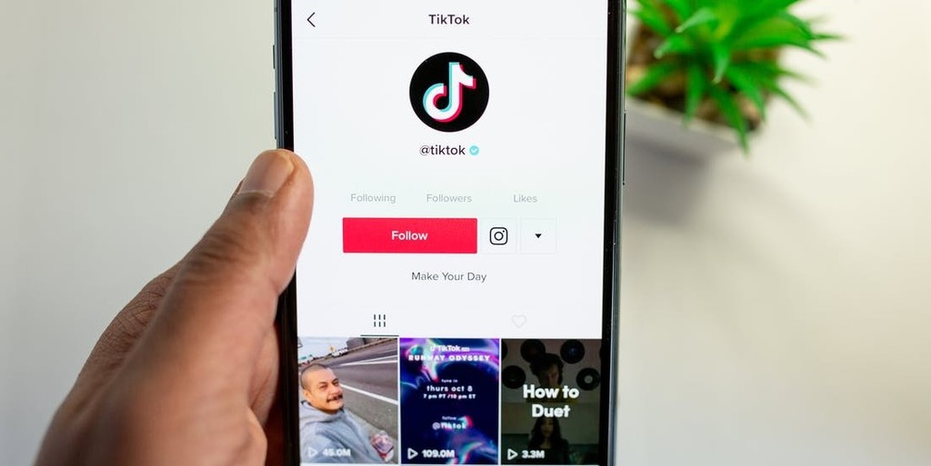 Cara meningkatkan followers TikTok dengan beli di penyedia terpercaya